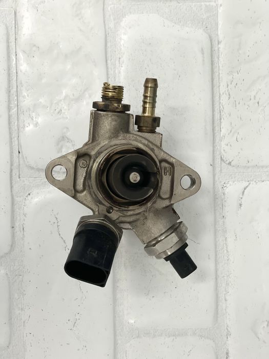 Помпа високо налягане AUDI 4.0TFSI