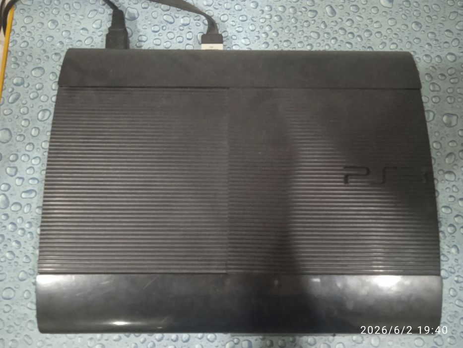 Sony PlayStation 3 super slim 1tb