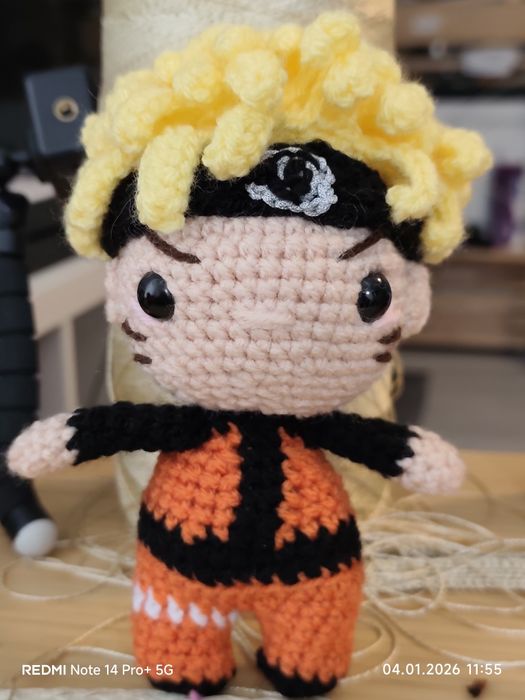 Păpușa croșetată Naruto