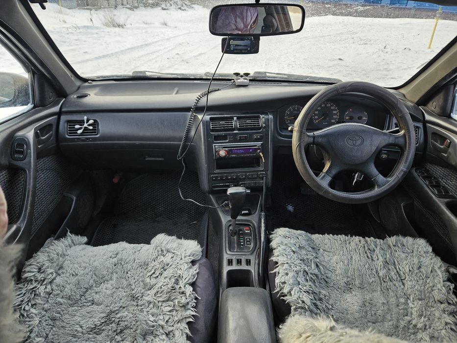 Продам таёту корона