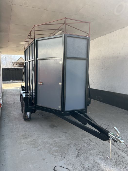 Продам прицеп/коневоз/скотовоз