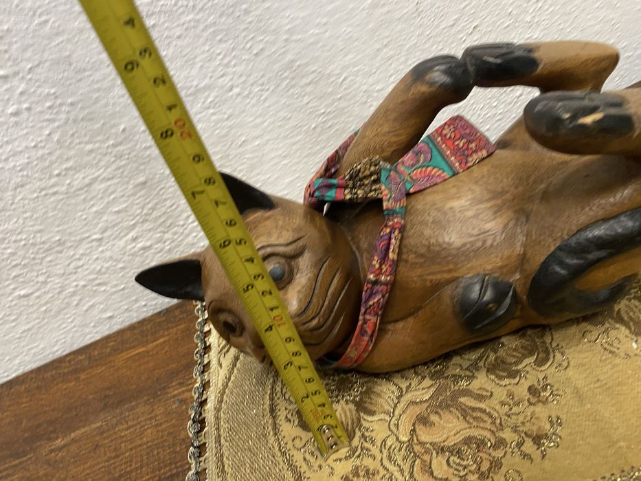 Стара балийска фигура от тик