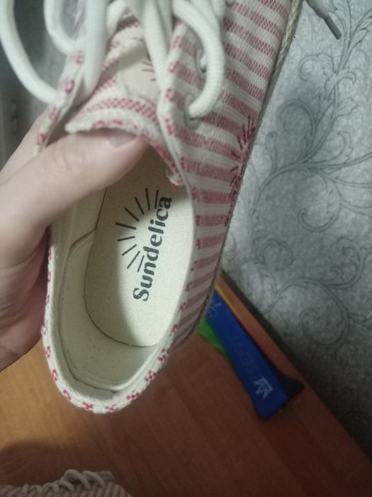 Кеды женские 40-41 размер.