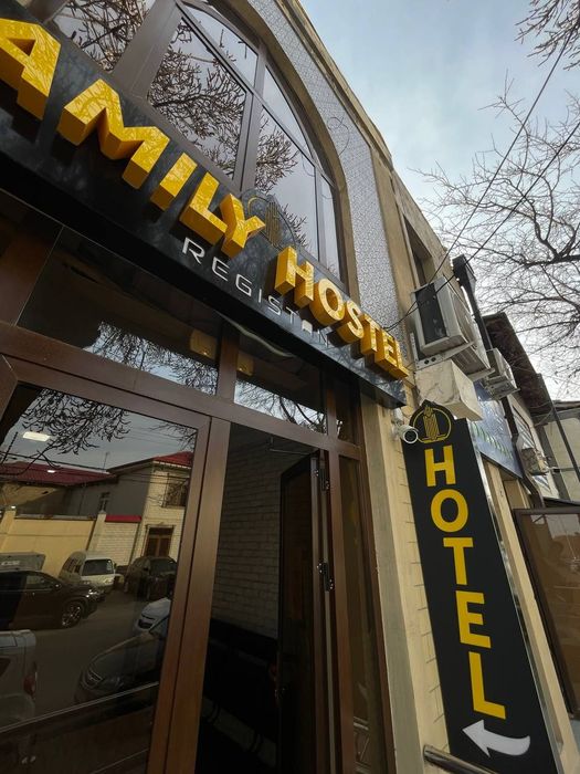 Sammarqand Bezzaks hotel Registon yonida