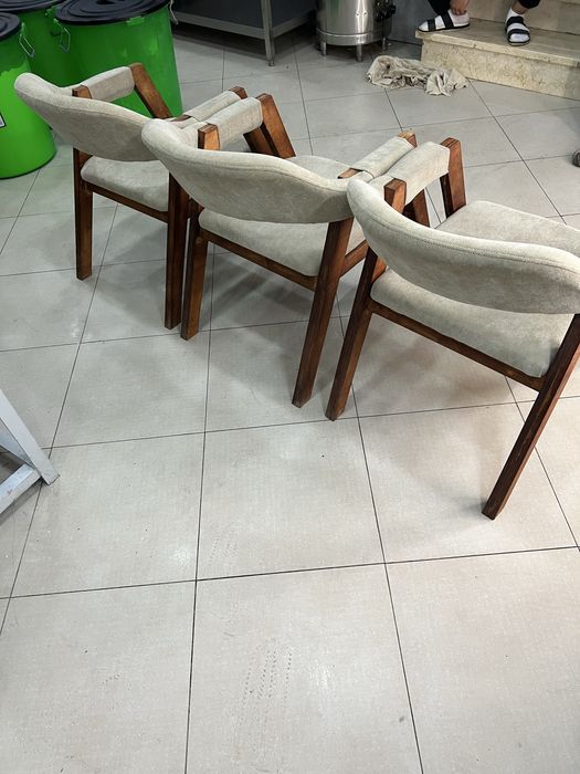 Продам стуля для кофейни