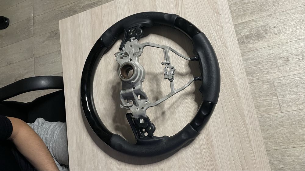 Руль на камри 70,75