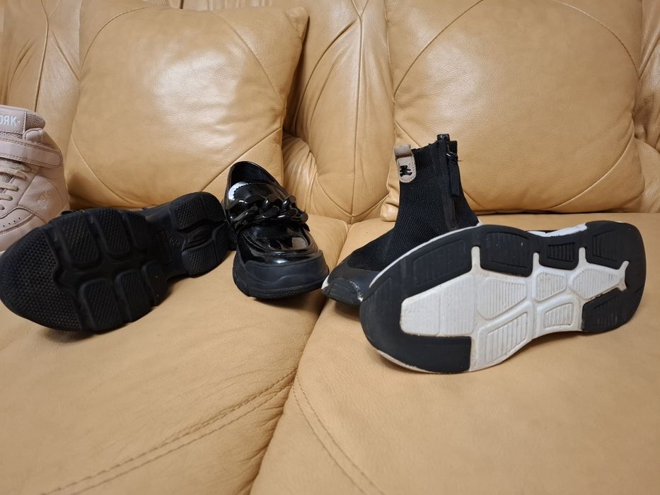 Ghetute, pantofi fetite, interior 20 cm