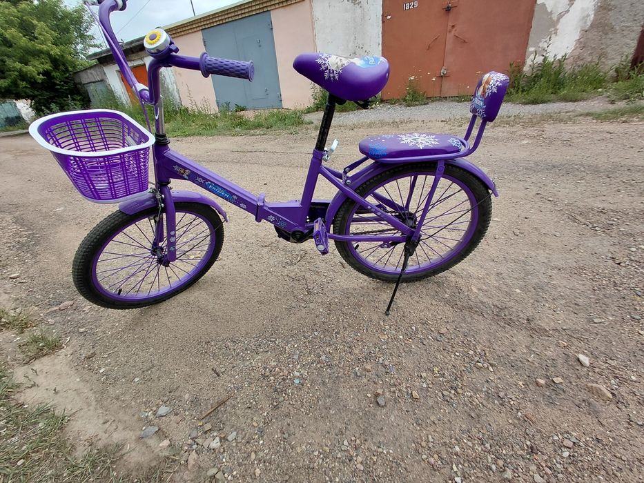 Продам отличный подростковый велосипед,цена 25000