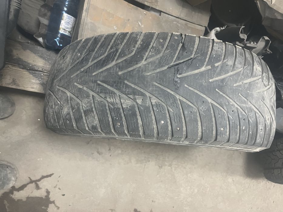 Продам зимние шины 4 штуки Kapsen