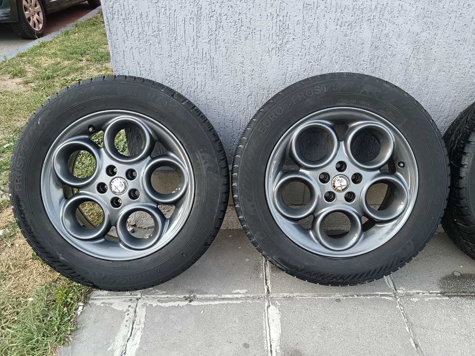 16 цола Alfa Romeo оригинални + нова резервна гума