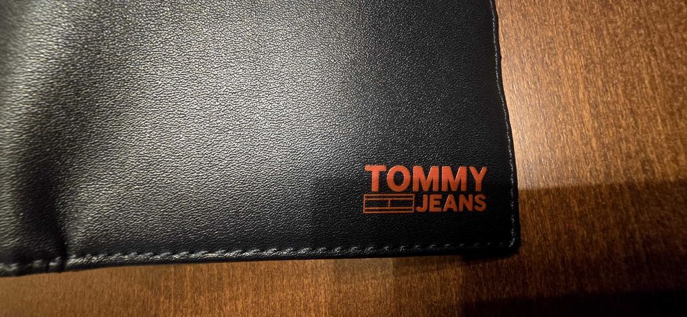 Портмоне томи джинс с рфид защита