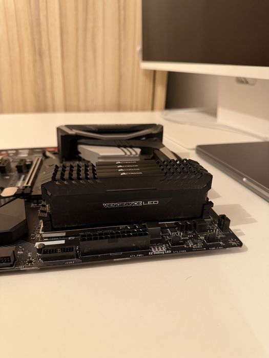 Kit Intel i7 8700K- 32Gb Ram-Msi Z370 Gaming Pro