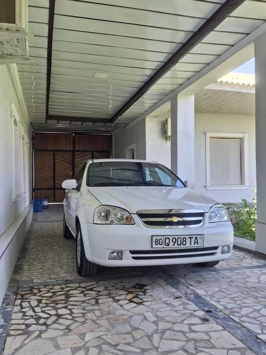 Chevrolet lasetti 1.8