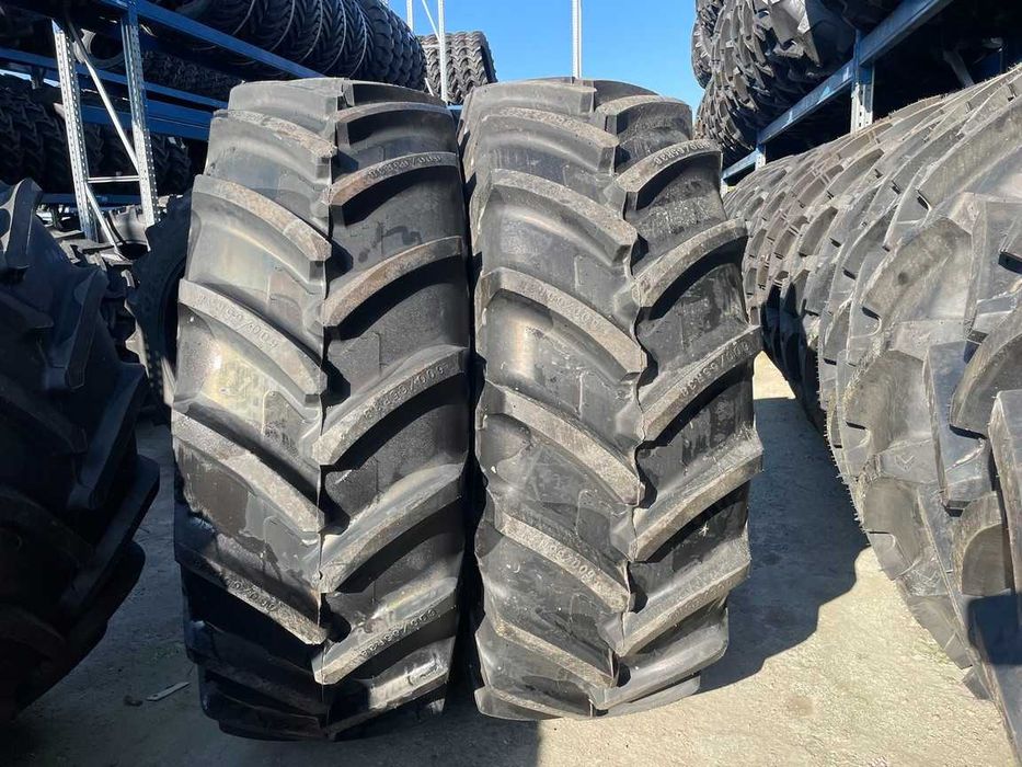 Anvelope agricole Radiale de tractor Fiat Same Ford 600/65R38