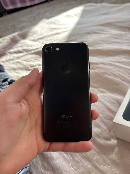 Продам аифон 7 в очен хорошом состоянии