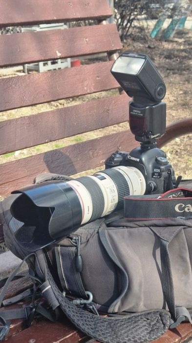 Продаю Canon 5D Mark IV