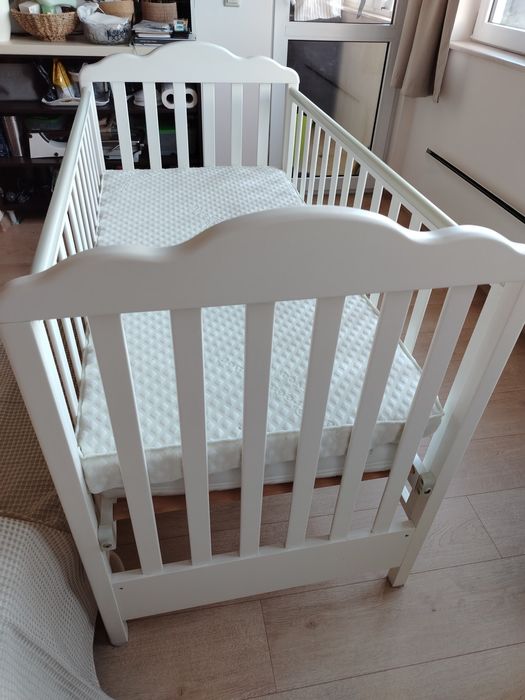 Детско легло кошара Baby Italia с два матрака 125 х 63 см