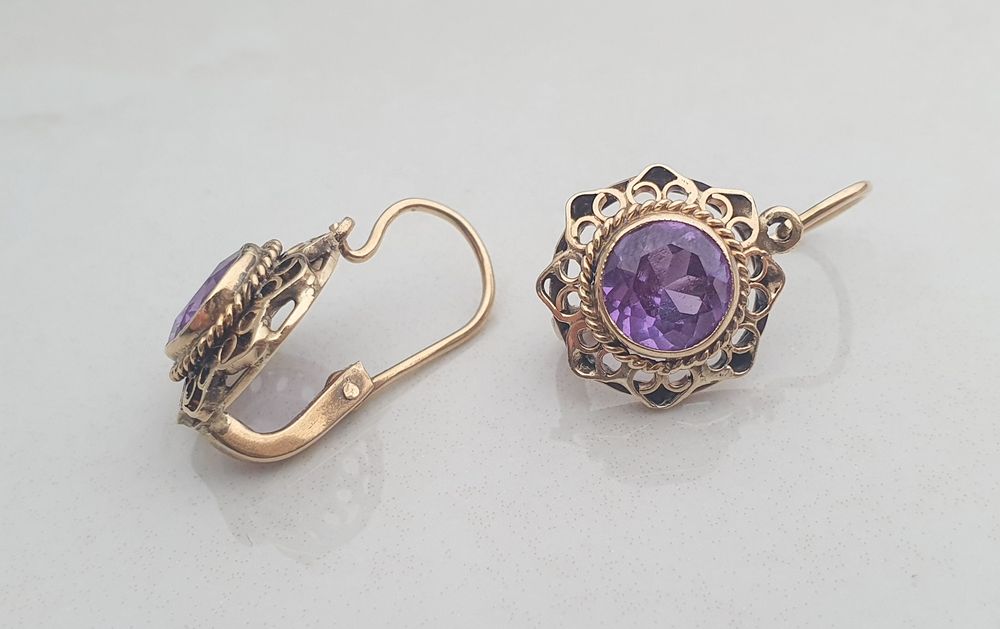 Cercei din aur de 14K cu alexandrite și filigram lucrat manual – 5,58