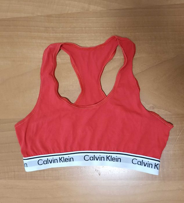 Calvin Klein-Много Запазено