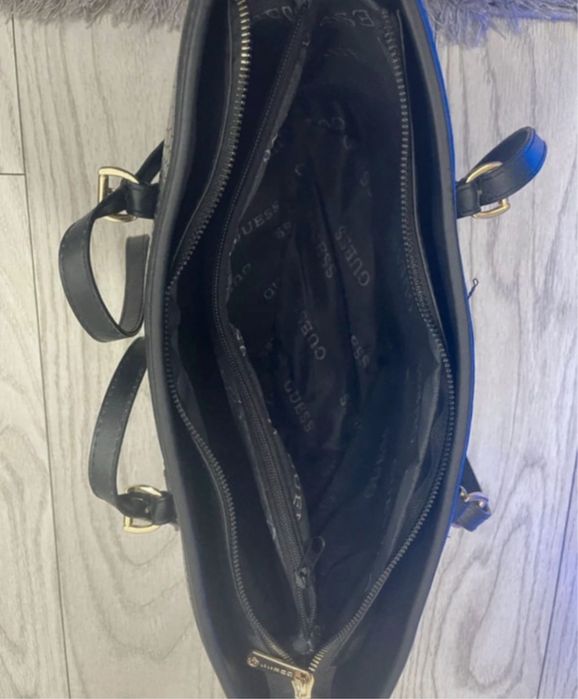 Geanta Guess neagra
