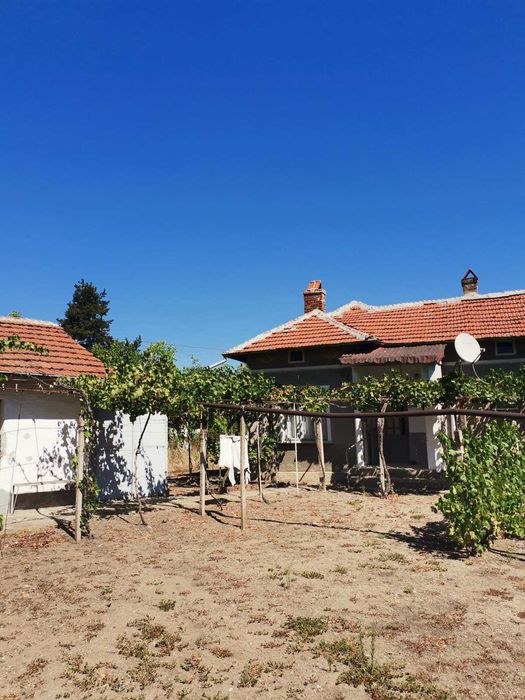 Продава се Къща в Монтана, Широк център - 76 кв.м за 198 €/кв.м - Снимка #1