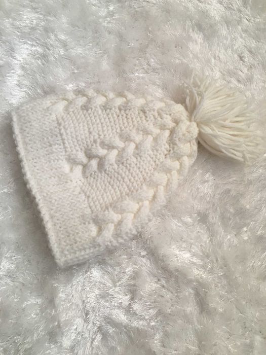 Caciula de iarna tricotata manual