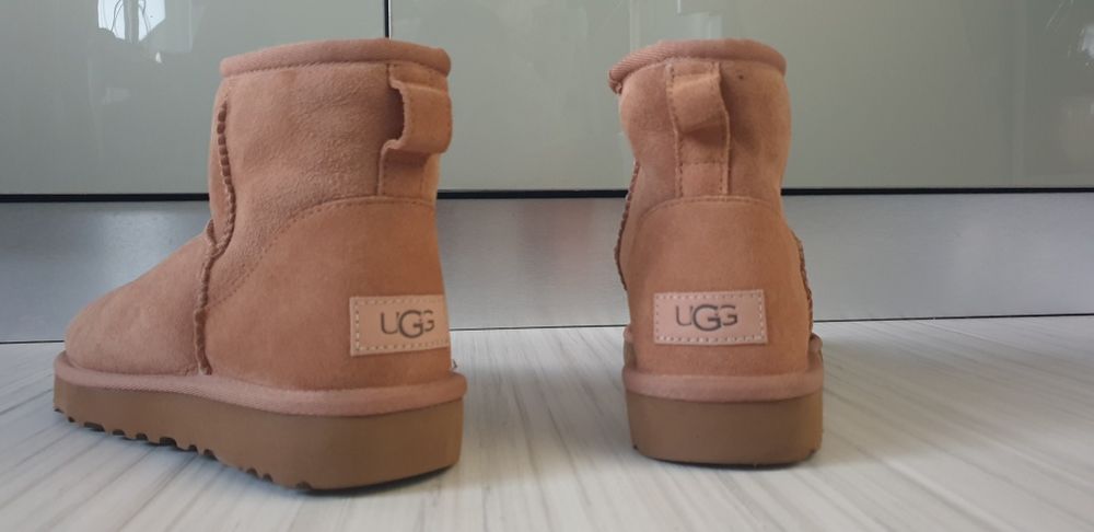 UGG Classic Mini UK 4  37/23см НОВО! ОРИГИНАЛ! Дамски Зимни Ботуши!