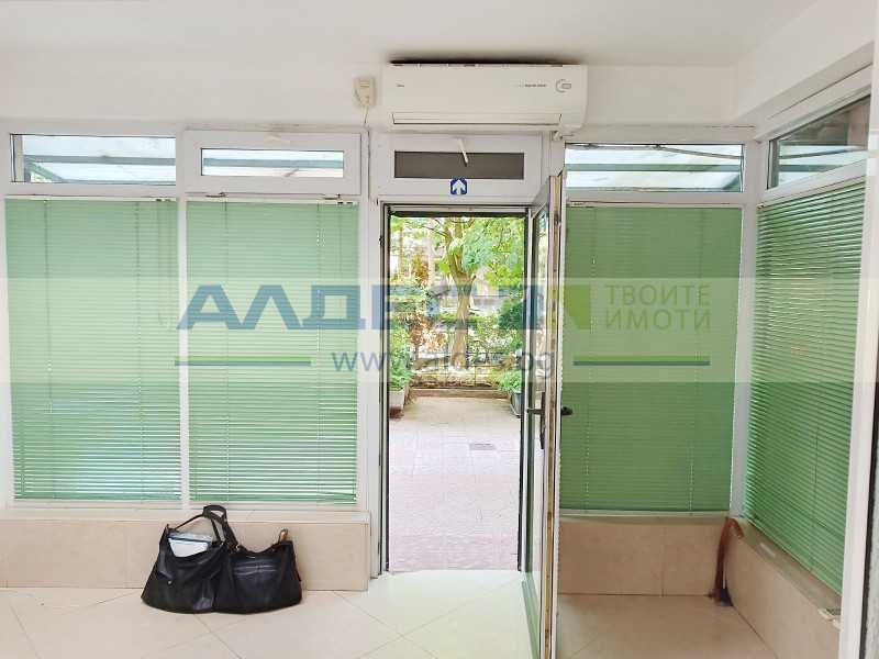 Продава се Магазин в София, Център - 44 кв.м за 3836 €/кв.м - Снимка #2