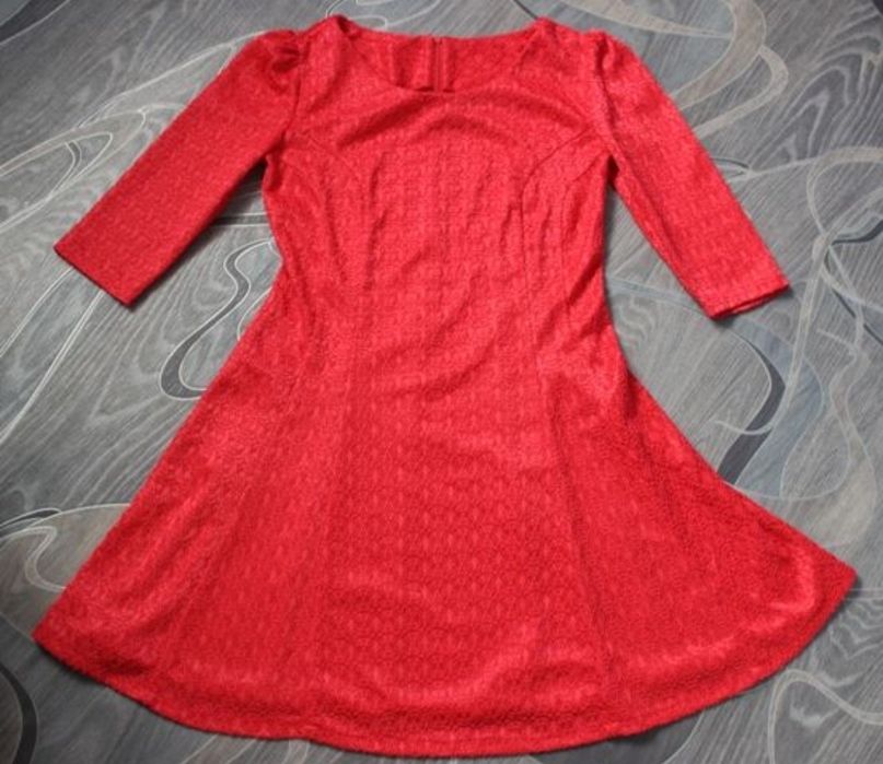 Продам платья 46р