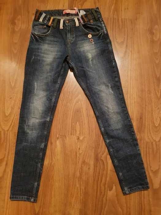 Blugi Blue White,marimea 36/38,stare f buna