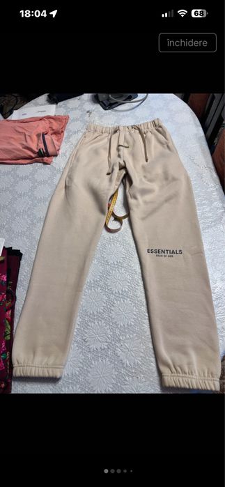 Pantaloni essentials