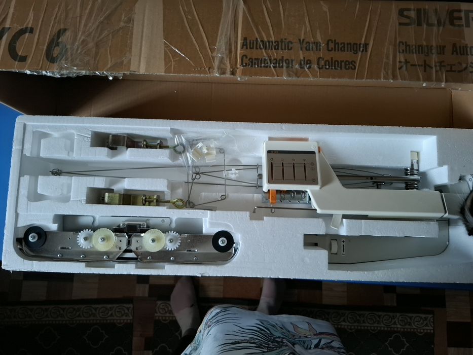 Автоматический сменник цвета  Silver reed