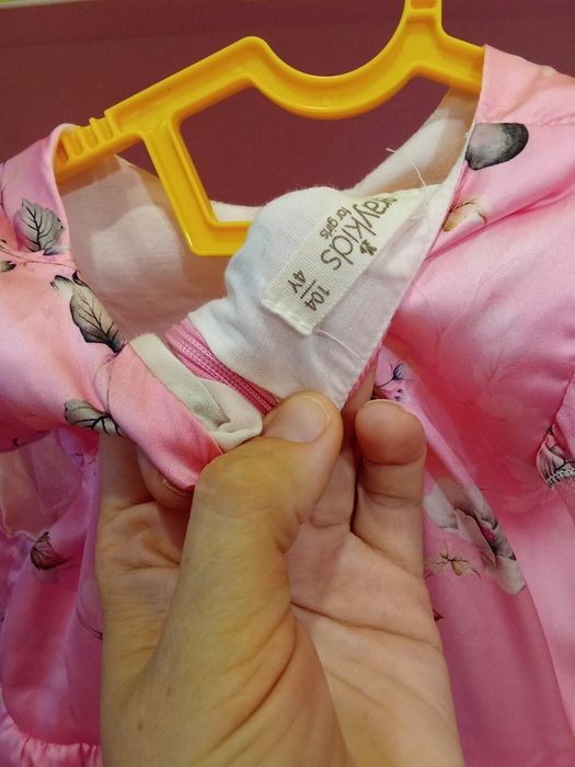 Продам платье для девочки