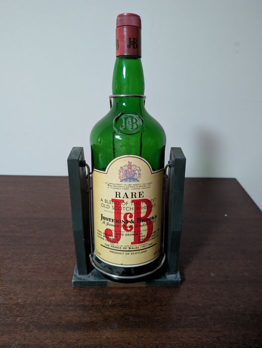 Винтажная бутылка