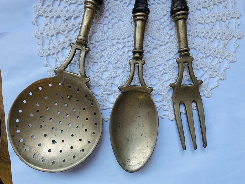 Красиви месингови прибори за готвене от Англия