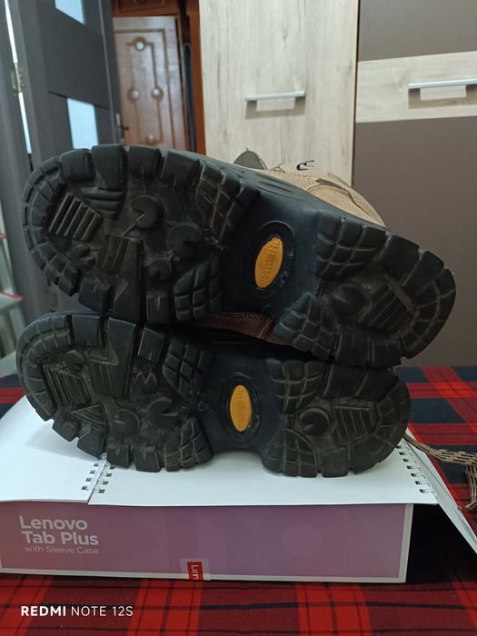 Bocanci Olang marimea 40