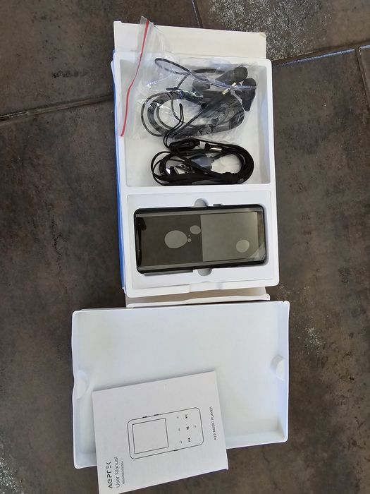 MP3 Player AGPTEK 32 GB cu Bluetooth 5.0