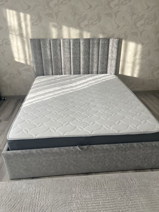 Продам диван в отичном состоянии