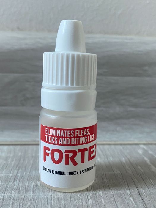 Капки против бълхи и кърлежи