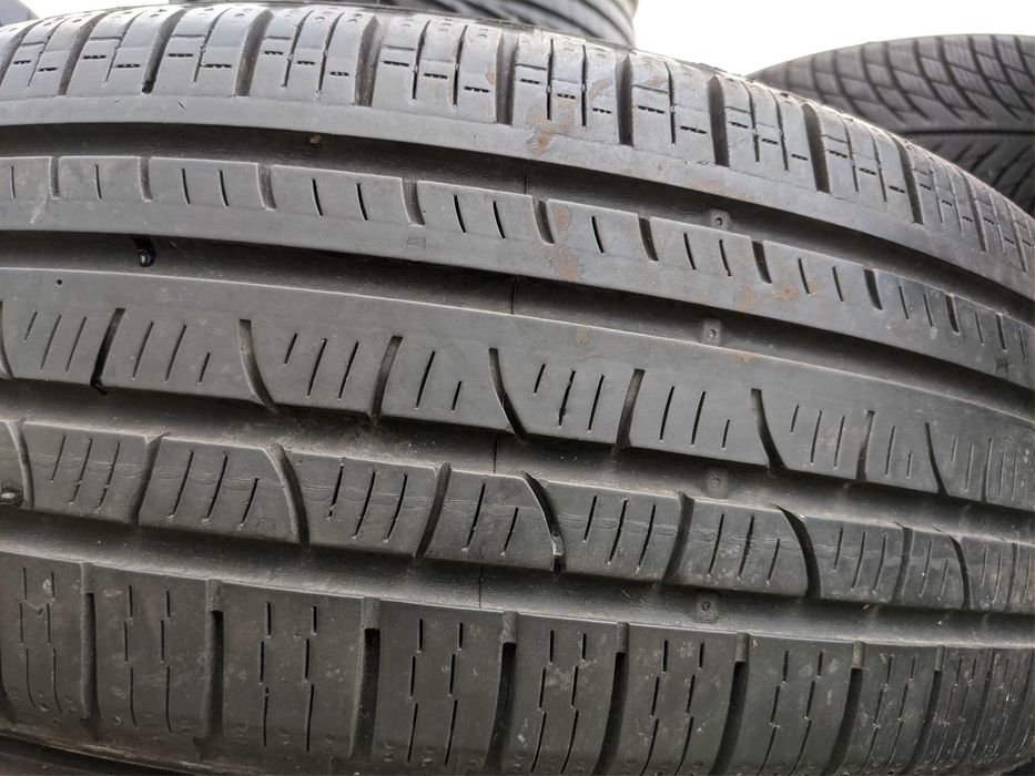 2бр Всесезонни гуми 215 65 17 - Pirelli
