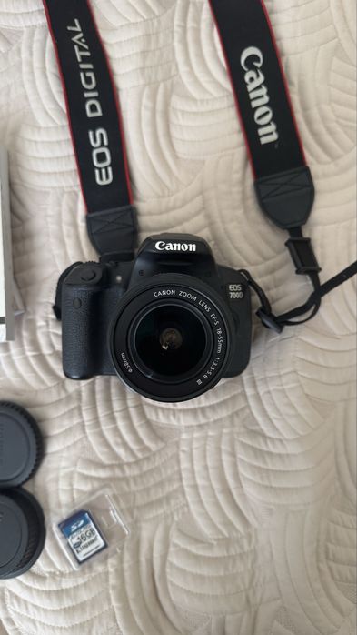 Срочно продам Canon 700 d