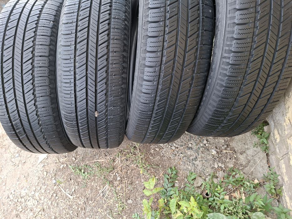 Продам шины 235/65/17 Китай