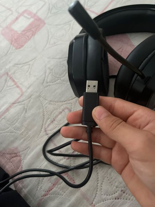 Продам игровые наушники
