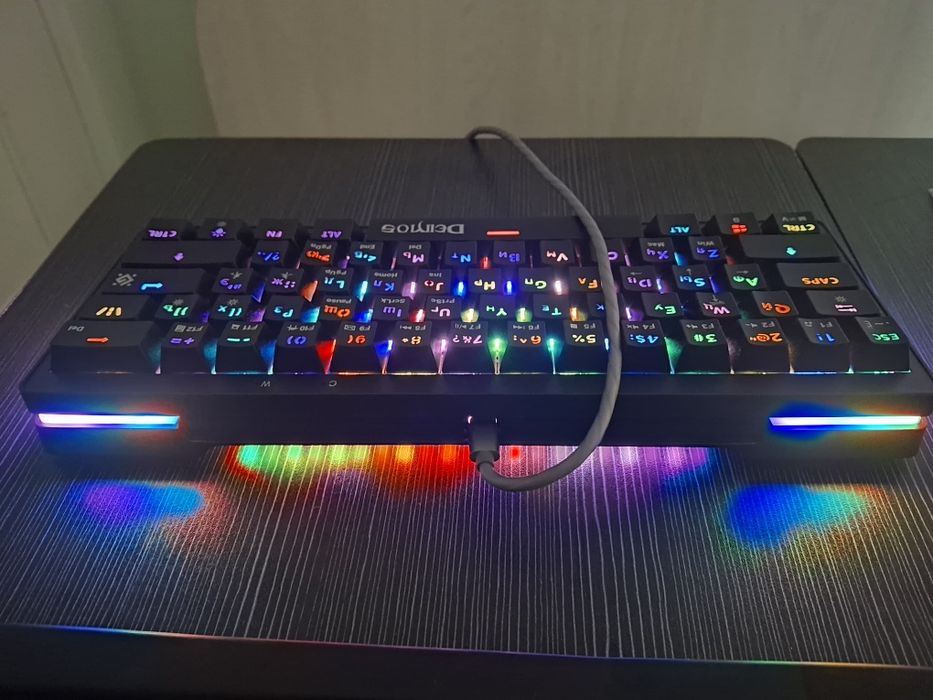 Продаётся игровая клавиатура