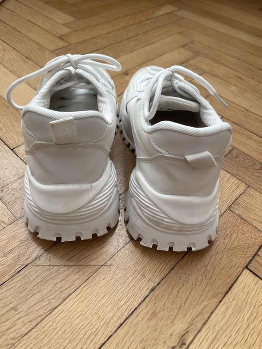 Дамски бели сникърси