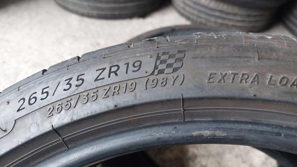 Летни гуми 265/35/19 Michelin Pilot Sport 4S 2 броя