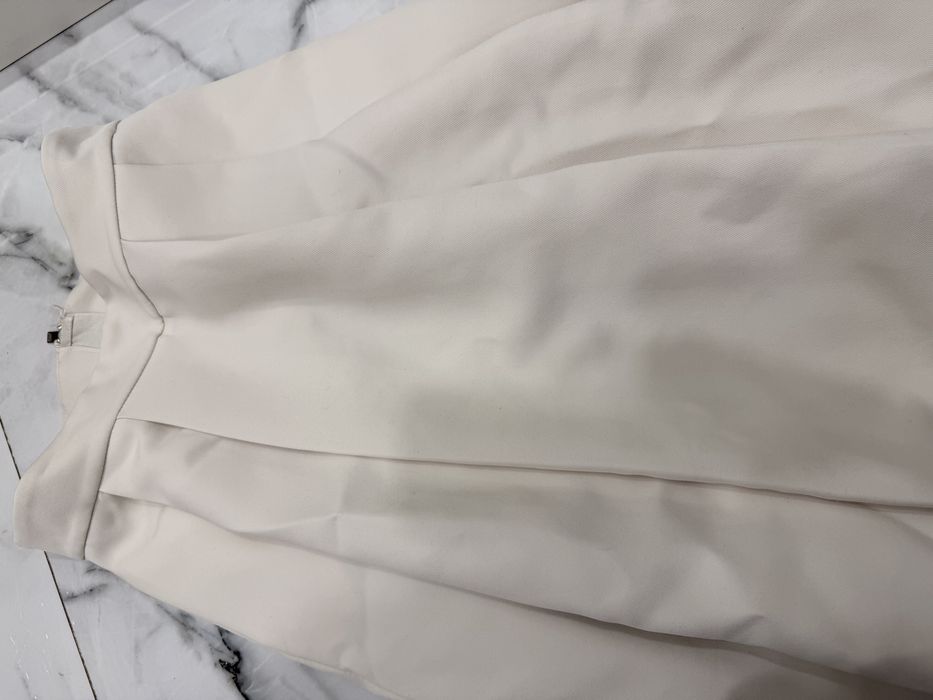 Юбка молочная Zara