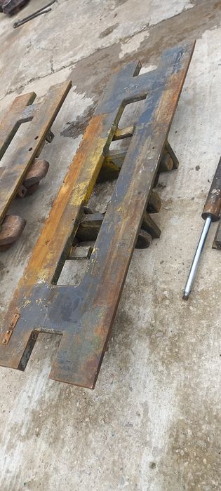 cilindru translație stivuitor / cilindru servodirectie / marcatoare