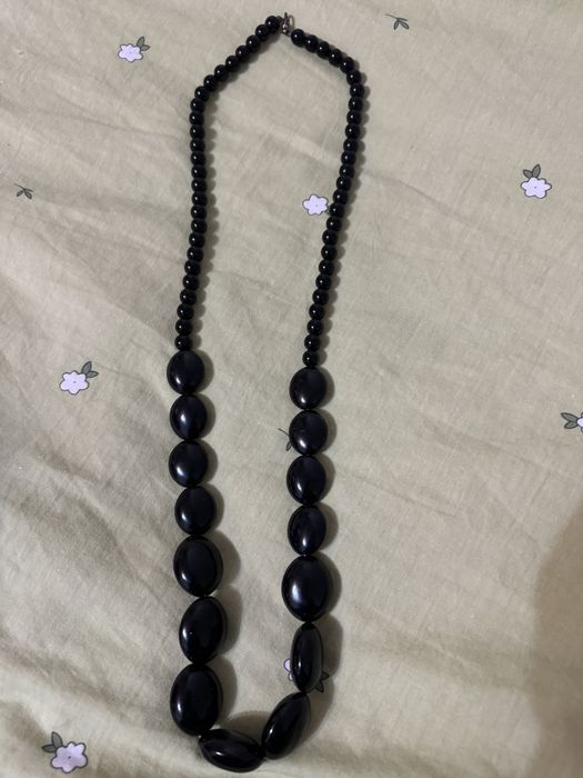 Продам бусы женские