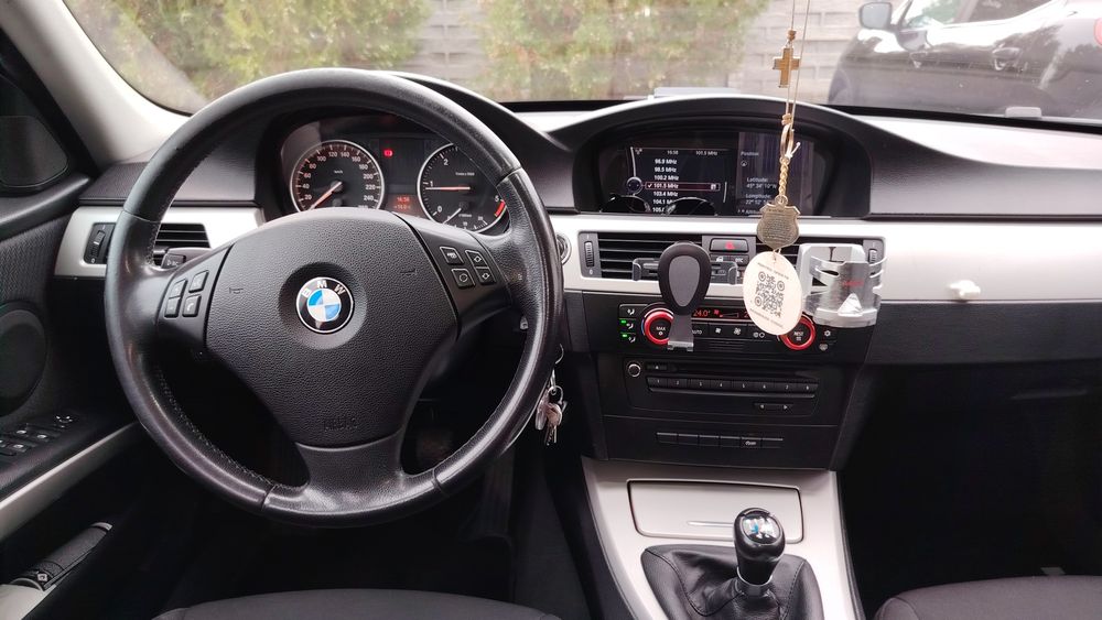 BMW Seria 3 2009 — imagine 3
